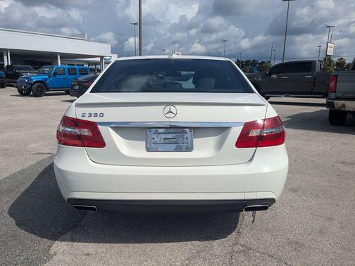Black 2011 Mercedes-Benz E-Class E 350