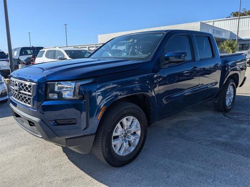 2022 Nissan Frontier SV