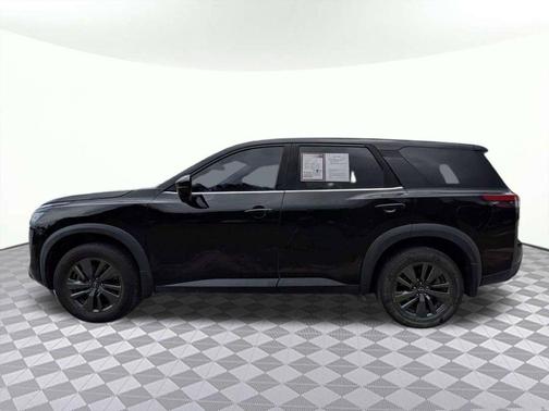 Super Black 2022 Nissan Pathfinder S 2WD