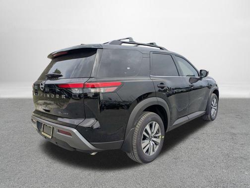 Super Black 2026 Nissan Pathfinder SL