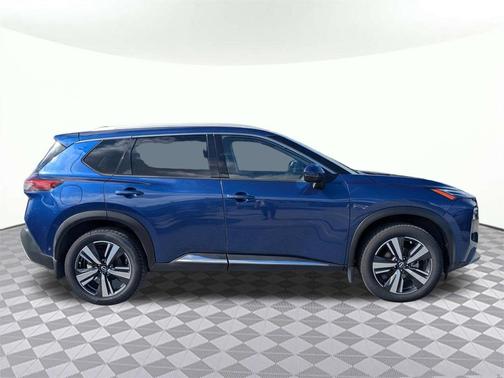 2022 Nissan Rogue Platinum