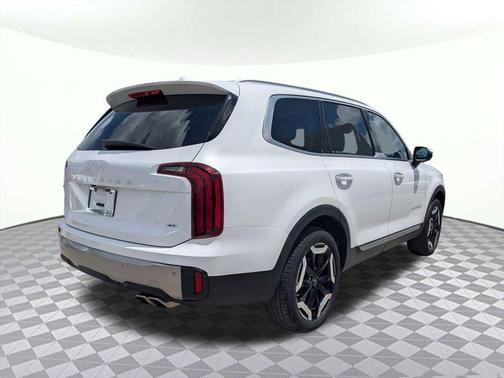 Glacial White Pearl 2025 Kia Telluride S