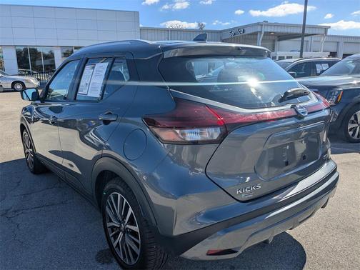 2021 Nissan Kicks SV