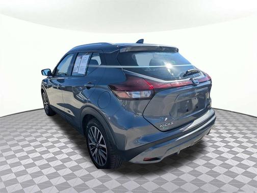 2021 Nissan Kicks SV