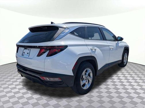 White Pearl 2024 Hyundai TUCSON SEL