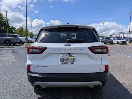 Oxford White 2024 Ford Escape Active