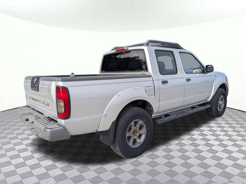 2004 Nissan Frontier XE-V6 Crew Cab