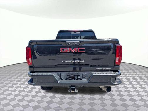 2023 GMC Sierra 2500 Denali