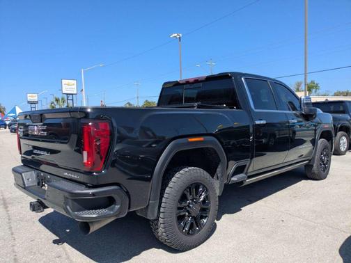 2023 GMC Sierra 2500 Denali
