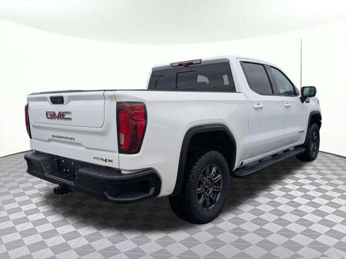 Summit White 2024 GMC Sierra 1500 AT4X