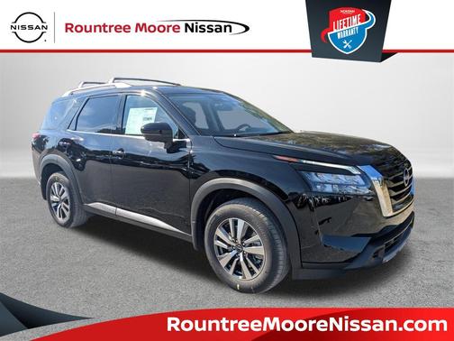 2025 Nissan Pathfinder SL FWD