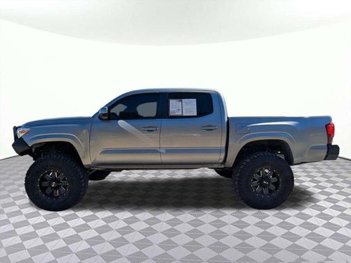 2019 Toyota Tacoma SR