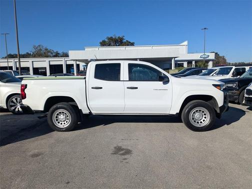 2023 Chevrolet Colorado WT