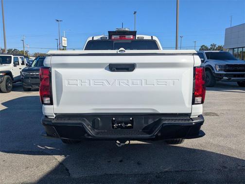 2023 Chevrolet Colorado WT