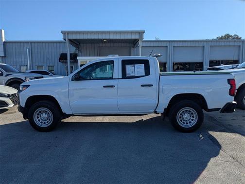 2023 Chevrolet Colorado WT