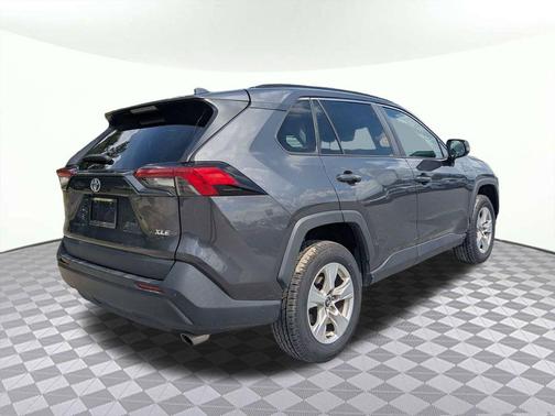 Magnetic Gray Metallic 2021 Toyota RAV4 XLE