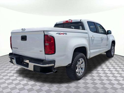 Summit White 2022 Chevrolet Colorado LT