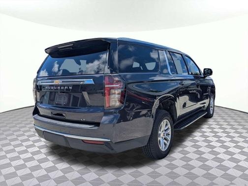 Dark Ash Metallic 2023 Chevrolet Suburban LT
