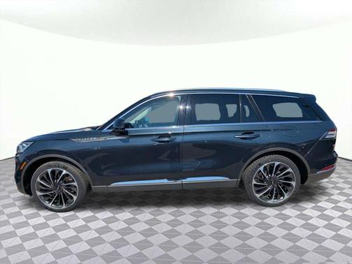 FLIGHT BLUE MET CC 2023 Lincoln Aviator Reserve