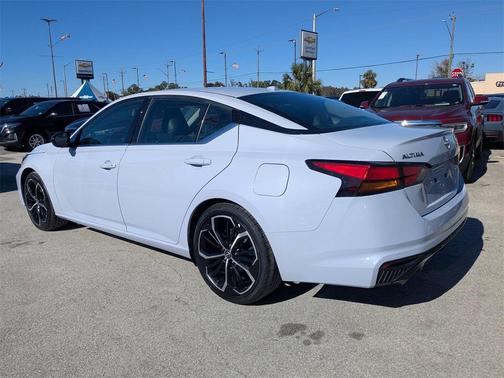 2024 Nissan Altima SR FWD