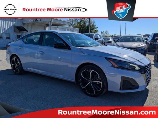 2024 Nissan Altima SR FWD