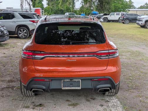 2023 Porsche Macan Base