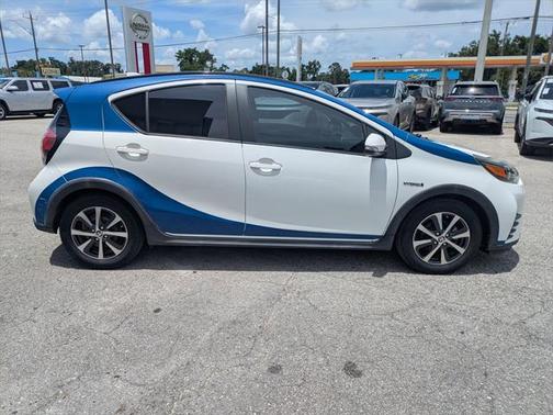 2018 Toyota Prius c Two
