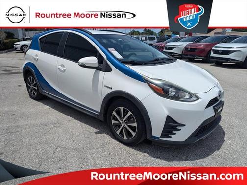2018 Toyota Prius c Two