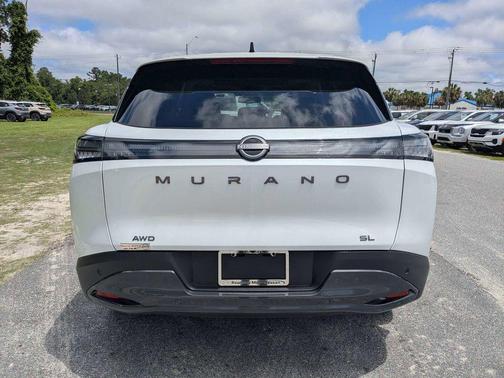Everest White Pearl Tricoat 2026 Nissan Murano SL