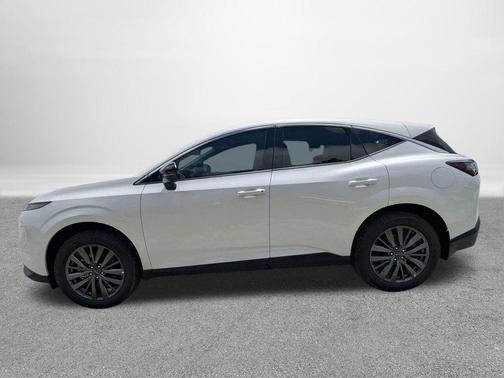 Everest White Pearl Tricoat 2026 Nissan Murano SL