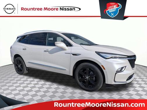 White Frost Tricoat 2023 Buick Enclave Essence FWD