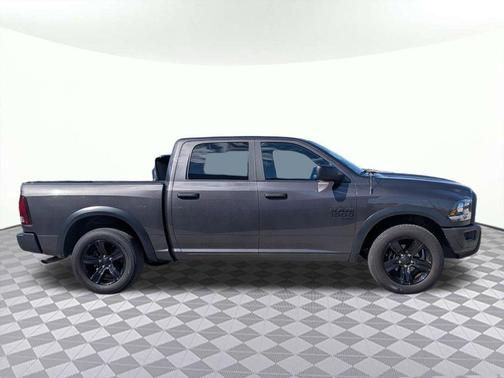 2024 RAM 1500 Classic Warlock Crew Cab 4x2 5'7' Box