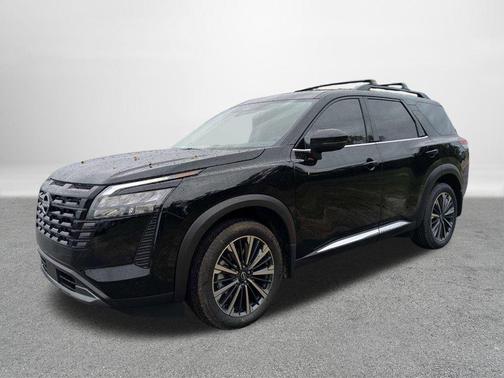 Super Black 2026 Nissan Pathfinder Platinum