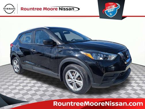 2019 Nissan Kicks S