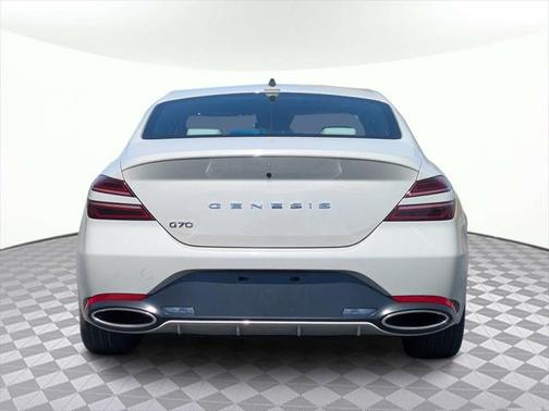 2025 Genesis G70 2.5T RWD