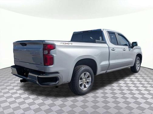 Silver Ice Metallic 2019 Chevrolet Silverado 1500 LT