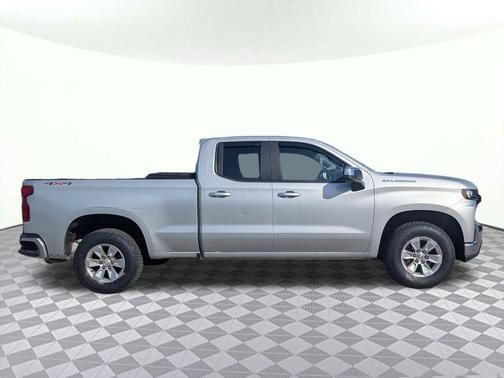 Silver Ice Metallic 2019 Chevrolet Silverado 1500 LT