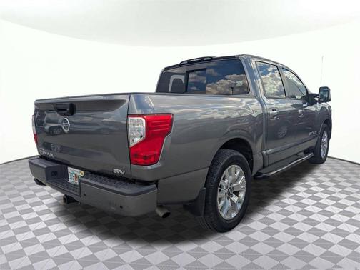 2020 Nissan Titan SV
