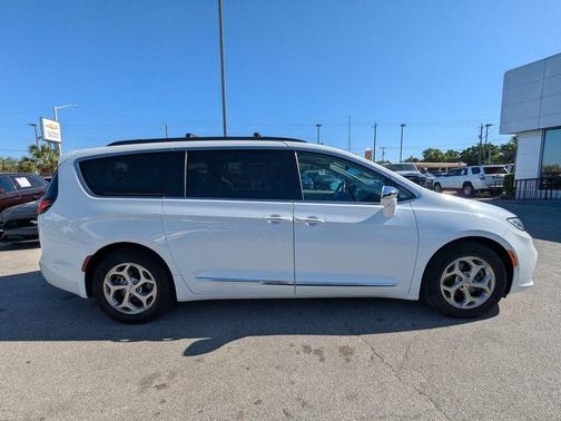 2022 Chrysler Pacifica Limited