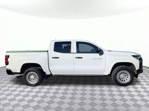 Summit White 2023 Chevrolet Colorado WT