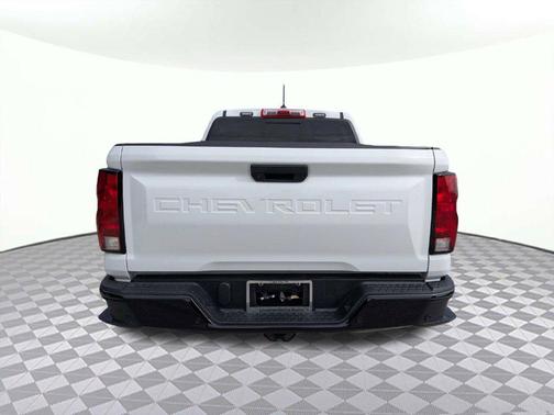 Summit White 2023 Chevrolet Colorado WT
