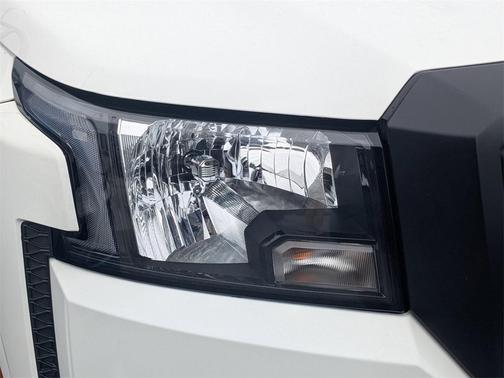 2023 Nissan Frontier S