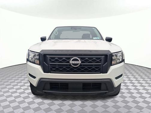 2023 Nissan Frontier S