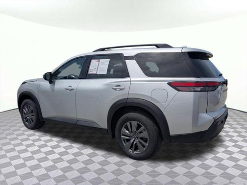 2025 Nissan Pathfinder SV FWD