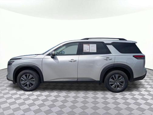 2025 Nissan Pathfinder SV FWD