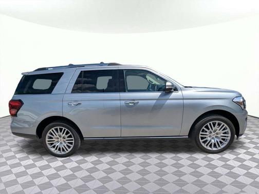 ICONIC SILVER METALLIC 2024 Ford Expedition Limited