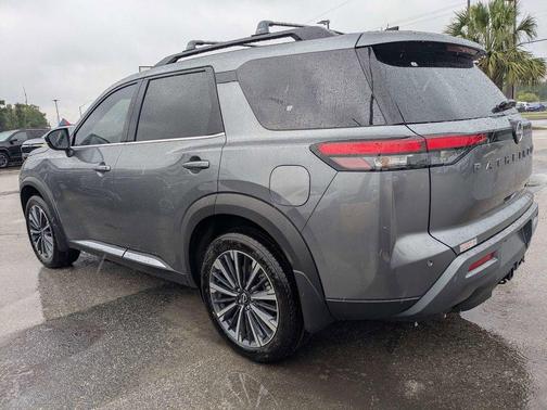 Gun Metallic 2026 Nissan Pathfinder Platinum