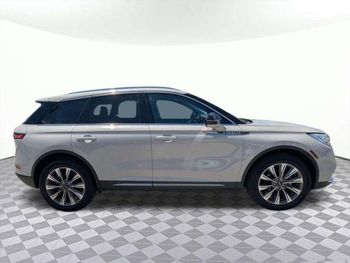 CERAMIC PEARL MET 3C 2022 Lincoln Corsair Reserve