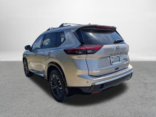 Champagne Silver Metallic 2026 Nissan Rogue Platinum