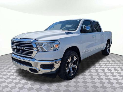 Bright White Clearcoat 2024 RAM 1500 Laramie